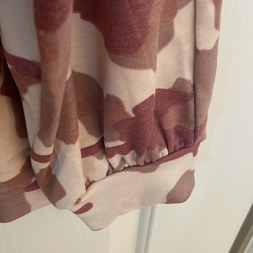 TRENDY FRENCH TERRY TOP NWT - Picture 5 of 10